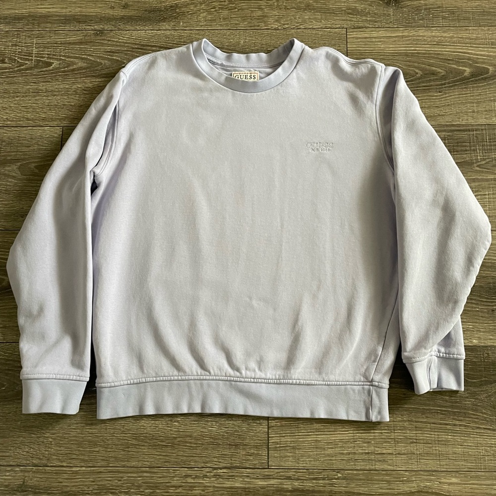Light purple Guess sweatshirt